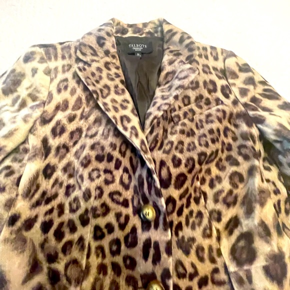 Talbots Leopard print jacket with 3/4 sleeves. - Picture 2 of 5